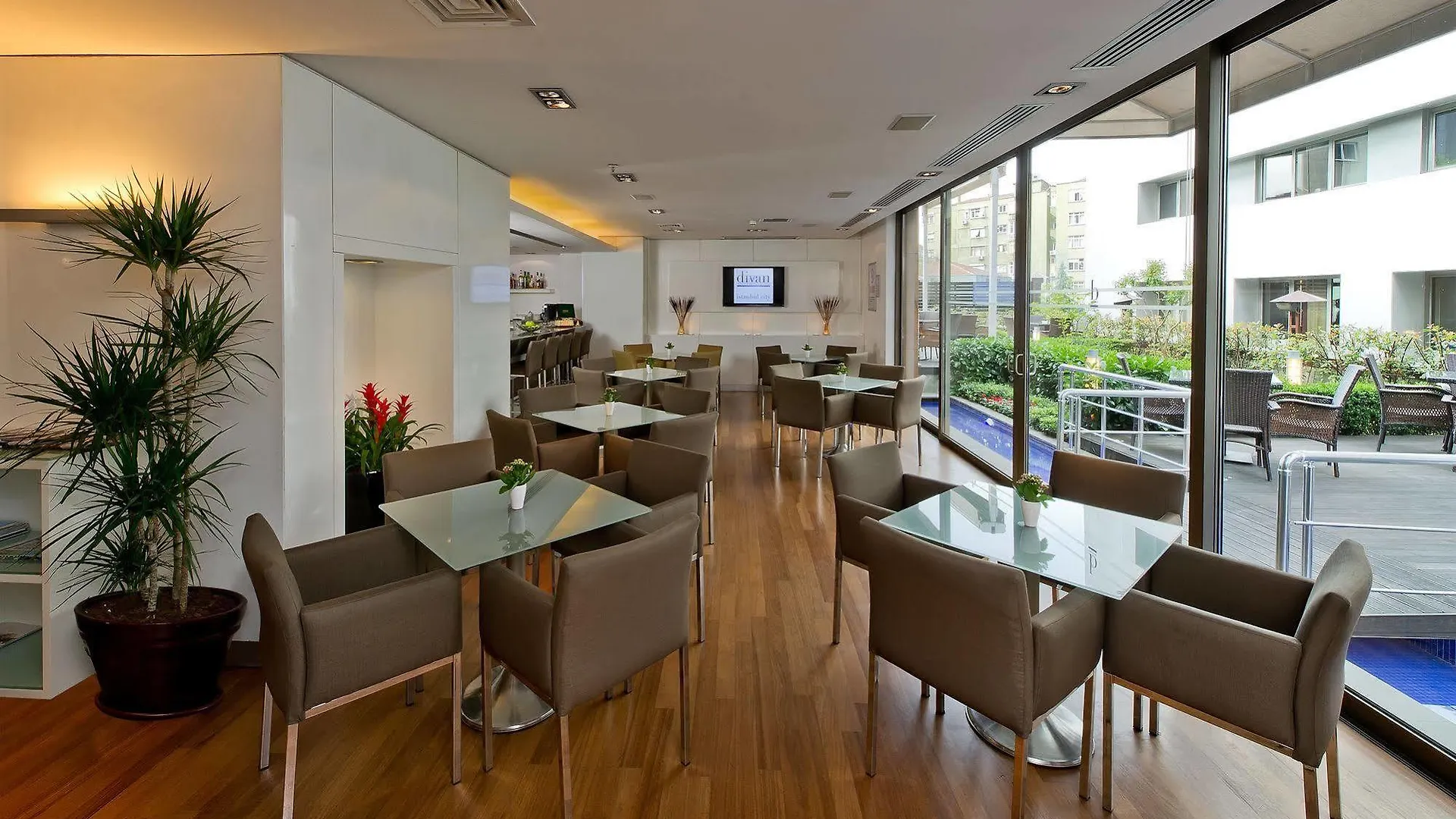 Divan Istanbul City Hotel