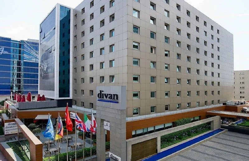 Divan Istanbul City 4*,