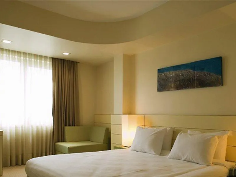 Divan Istanbul City Hotel
