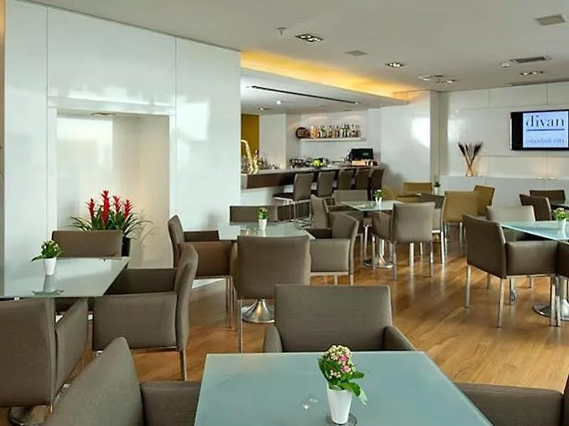 **** מלון Divan Istanbul City טורקיה
