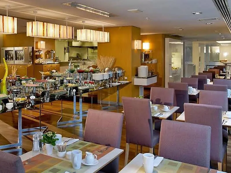 Divan Istanbul City Hotel